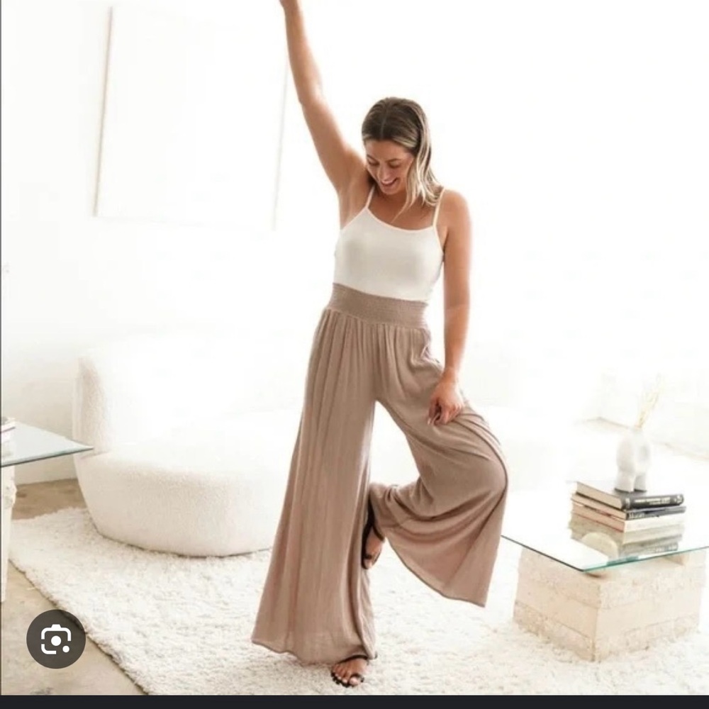 Carly Jean Los Angeles Leigh Pants